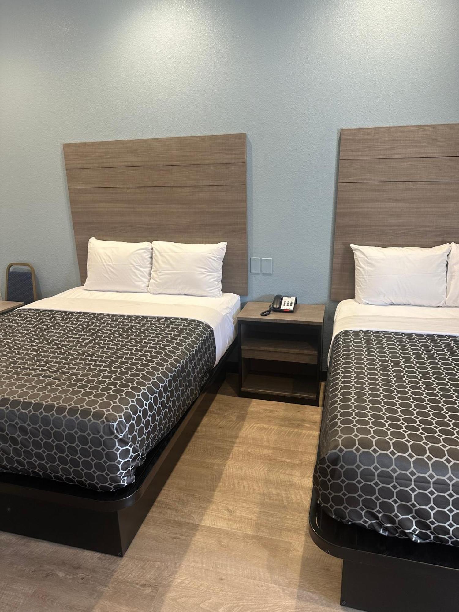 M&M Inn And Suites Fort Worth Ngoại thất bức ảnh